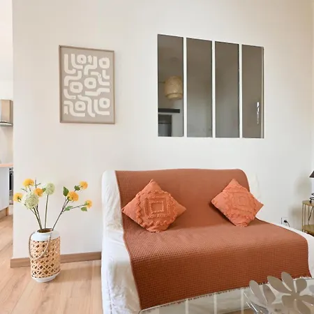 T2 Cosy Avec Clim Cour Charme & Fraicheur A Apartment Nimes